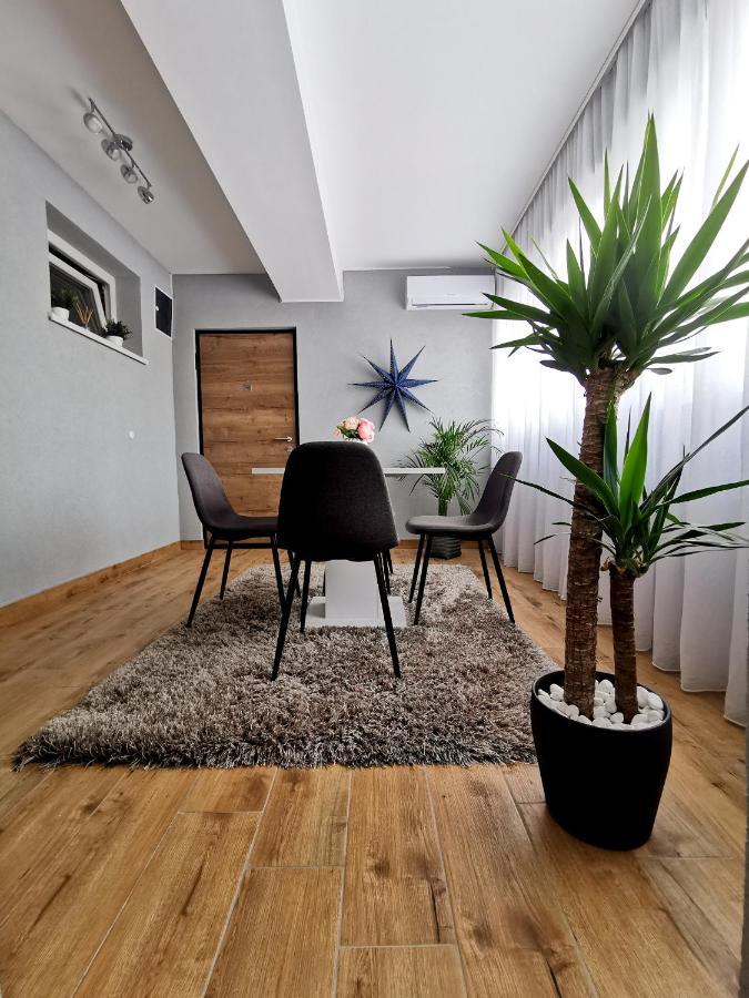 Canti Apartment *